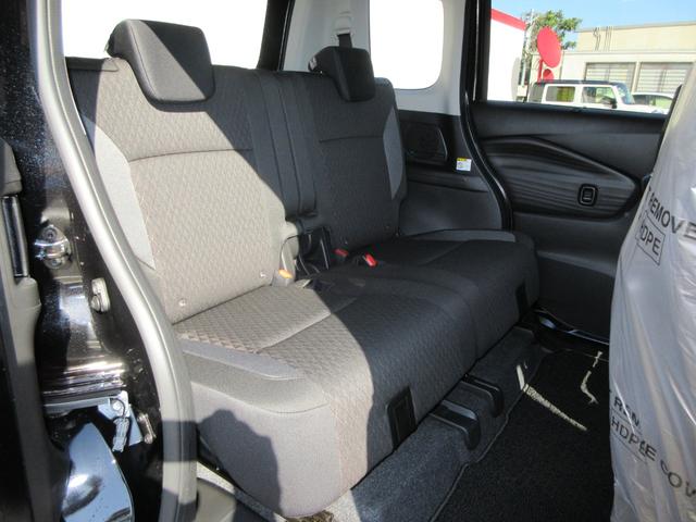 ソリオバンディット ハイブリッドＭＶ　アダプティブクルーズコントロール　ヘッドアップディスプレイ　衝突被害軽減ブレーキ　シートヒーター障害物センサー　ナビＴＶ　全周囲カメラ　ロールサンシェード　パーソナルテーブル　両側電動スライドドア（77枚目）