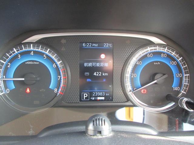 当社は、全部の届出済未使用車にメーカーの新車保証をお付けして販売いたしております。万が一のトラブルも全国ディーラー店で保証対応可能です。