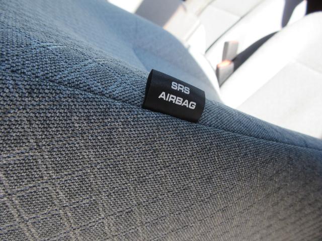 タント Ｌ　スマートアシスト　アクセサリーソケット　ＡＭ・ＦＭ・ＣＤ　グローブボックス　キーレス　フロアマット　ドアバイザ―　両側スライドドア　障害物センサー　バニティミラー（41枚目）