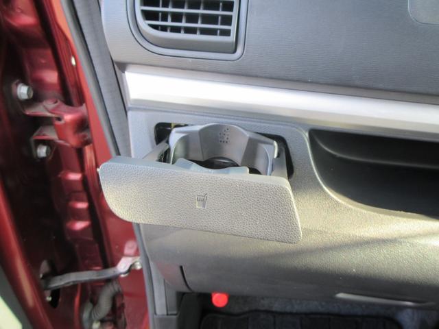 タント カスタムＸ　トップエディションＶＳ　ＳＡＩＩＩ　ナビＴＶ　運転席シートヒーター　バックカメラ　サイドカメラ　スマートアシストオートエアコン　アルミホイール　格納式リヤドアサンシェードオーディオ操作用ステアリングスイッチ　電動格納ミラーＵＳＢソケット（61枚目）