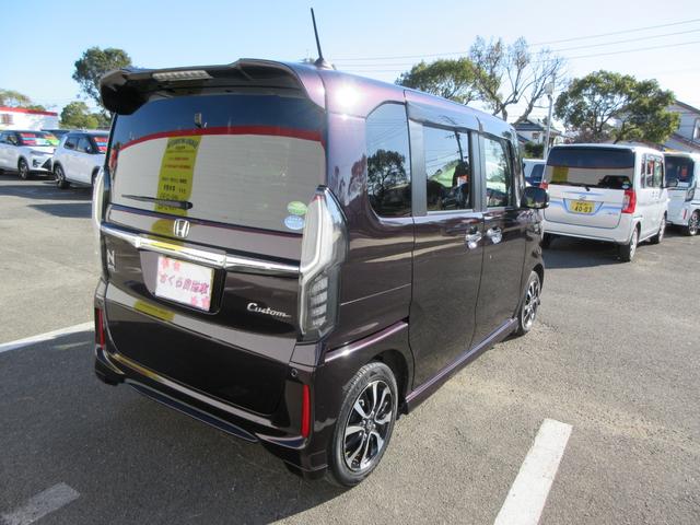 N-BOXカスタム G・EXホンダセンシング ナビTV ドライブレコーダーステアリングオーディオスイッチ ETC 片側電動スライドドア USBソケット純正アルミホイール フロアマット ドアバイザ― 電動格納ミラー バックカメラECONオートライト(6枚目)