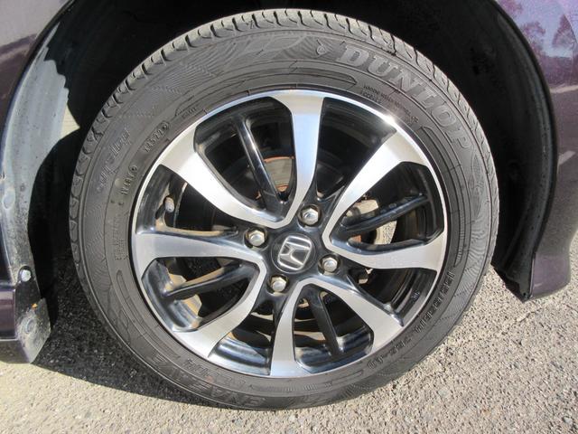 N-BOXカスタム G・EXホンダセンシング ナビTV ドライブレコーダーステアリングオーディオスイッチ ETC 片側電動スライドドア USBソケット純正アルミホイール フロアマット ドアバイザ― 電動格納ミラー バックカメラECONオートライト(12枚目)