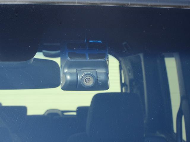 N-BOXカスタム G・EXホンダセンシング ナビTV ドライブレコーダーステアリングオーディオスイッチ ETC 片側電動スライドドア USBソケット純正アルミホイール フロアマット ドアバイザ― 電動格納ミラー バックカメラECONオートライト(17枚目)