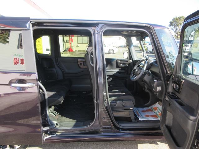 N-BOXカスタム G・EXホンダセンシング ナビTV ドライブレコーダーステアリングオーディオスイッチ ETC 片側電動スライドドア USBソケット純正アルミホイール フロアマット ドアバイザ― 電動格納ミラー バックカメラECONオートライト(23枚目)