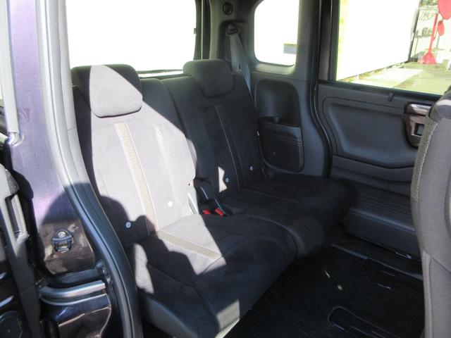 N-BOXカスタム G・EXホンダセンシング ナビTV ドライブレコーダーステアリングオーディオスイッチ ETC 片側電動スライドドア USBソケット純正アルミホイール フロアマット ドアバイザ― 電動格納ミラー バックカメラECONオートライト(24枚目)