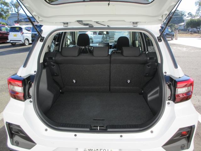 ライズ Ｚ　９インチディスプレイオーディオ　ＥＴＣ２．０　ＨＤＭＩ　ステアリングスイッチ　オートエアコン　アクセサリーソケット　シートヒーター　前後方ドライブレコーダー　純正アルミホイール　スマートアシスト（19枚目）