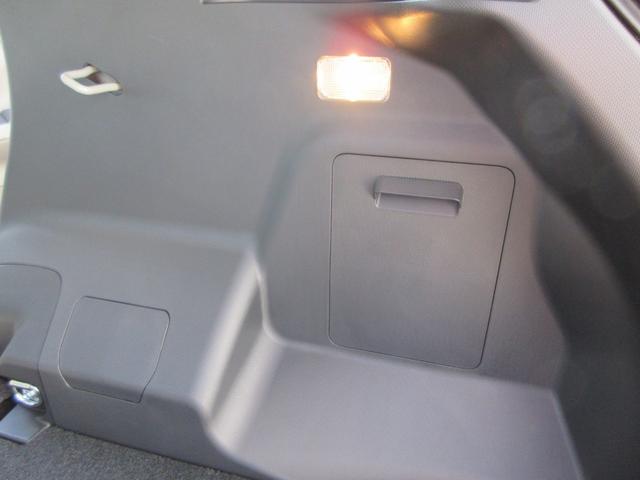 ライズ Ｚ　９インチディスプレイオーディオ　ＥＴＣ２．０　ＨＤＭＩ　ステアリングスイッチ　オートエアコン　アクセサリーソケット　シートヒーター　前後方ドライブレコーダー　純正アルミホイール　スマートアシスト（62枚目）