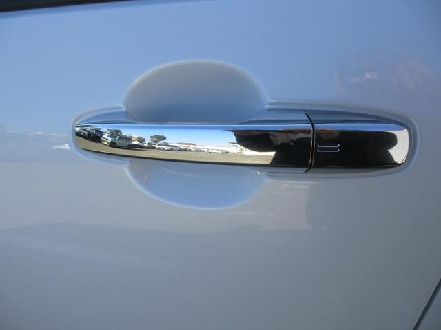 ライズ Ｚ　９インチディスプレイオーディオ　ＥＴＣ２．０　ＨＤＭＩ　ステアリングスイッチ　オートエアコン　アクセサリーソケット　シートヒーター　前後方ドライブレコーダー　純正アルミホイール　スマートアシスト（66枚目）