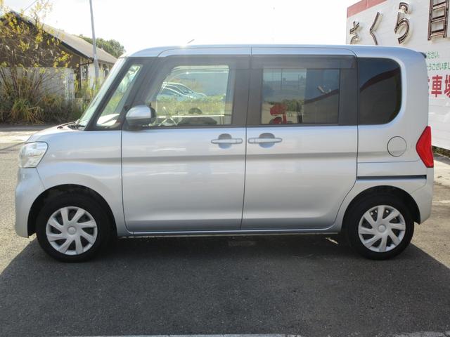 タント Ｌ　横滑り防止装置　ＣＤ　電動格納ミラー　ＡＭ・ＦＭ　アクセサリーソケット　グローブボックス　アームレスト　アイドリングストップ　インパネアッパーボックス　エアコン・クーラー（9枚目）