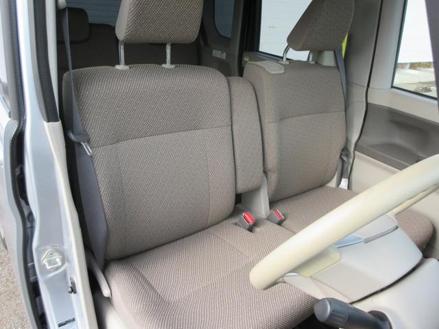 タント Ｌ　横滑り防止装置　ＣＤ　電動格納ミラー　ＡＭ・ＦＭ　アクセサリーソケット　グローブボックス　アームレスト　アイドリングストップ　インパネアッパーボックス　エアコン・クーラー（19枚目）