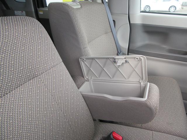 タント Ｌ　横滑り防止装置　ＣＤ　電動格納ミラー　ＡＭ・ＦＭ　アクセサリーソケット　グローブボックス　アームレスト　アイドリングストップ　インパネアッパーボックス　エアコン・クーラー（77枚目）