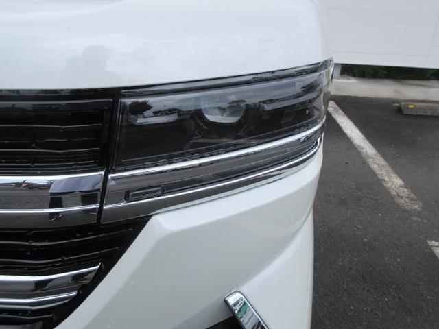 スペーシアカスタム ハイブリッドXS 全方位モニター付ナビTV ヘッドアップディスプレイ SOSボタン スリムサーキュレーター ロールサンシェード USB電源ソケット パーソナルテーブル ステアリングスイッチ ブレーキホールドスイッチ(12枚目)