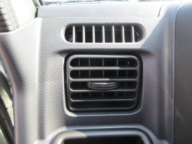 キャリイトラック キーレス アイドリングストップ スズキセーフティサポート パワーウィンドウ アクセサリーソケット スペアタイヤ エアコンクーラー ドリンクホルダー AMFM 運転席助手席エアバック(68枚目)