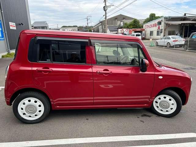 アルトラパンショコラ G 7インチフルセグナビゲーション バックカメラ ドライブレコーダー前方後方 フロアマット ドアバイザー スマートキー プッシュスタート 集中ドアロック プライバシーガラス ディスチャージランプ(4枚目)