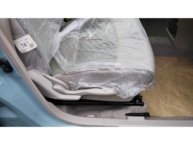 アルトラパン Ｘ　オフブルー／ベージュ２トーン　全方位モニター用カメラパッケージ　スズキセーフティサポート　シートヒーター　コーナーセンサー　アルミホイール１４インチ　スマートキー　プッシュスタート　集中ドアロック（38枚目）