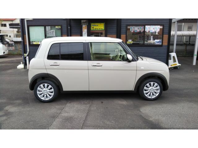 アルトラパン Ｘ　ベージュ２トーン　ディスプレイオーディオ　バックモニター　スズキセーフティサポート　シートヒーター　コーナーセンサー　アルミホイール１４インチ　スマートキー　プッシュスタート　集中ドアロック　キーレス（4枚目）