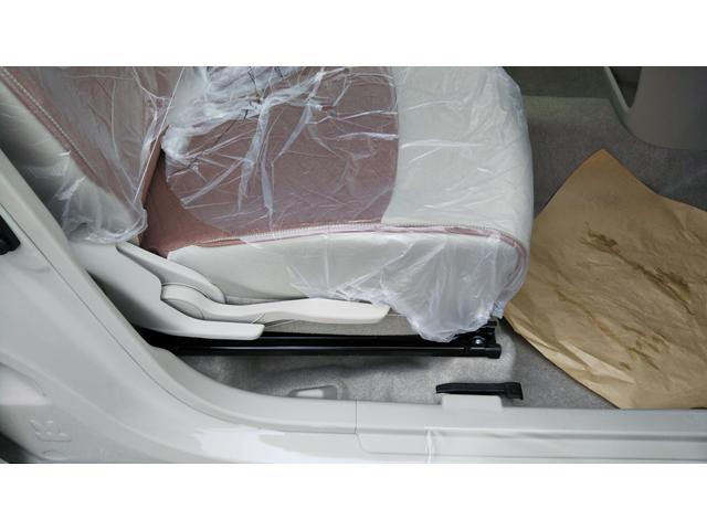 アルトラパン Ｘ　ベージュ２トーン　ディスプレイオーディオ　バックモニター　スズキセーフティサポート　シートヒーター　コーナーセンサー　アルミホイール１４インチ　スマートキー　プッシュスタート　集中ドアロック　キーレス（41枚目）