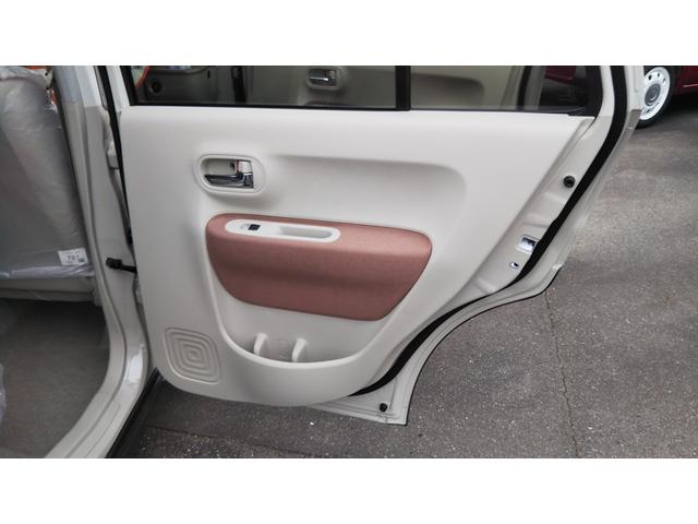 アルトラパン Ｘ　ベージュ２トーン　ディスプレイオーディオ　バックモニター　スズキセーフティサポート　シートヒーター　コーナーセンサー　アルミホイール１４インチ　スマートキー　プッシュスタート　集中ドアロック　キーレス（43枚目）