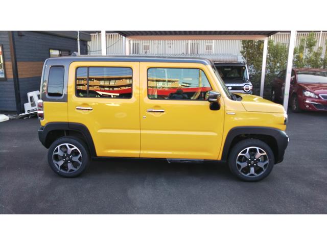 ハスラー ハイブリッドＸ　イエロー／ガンメタ２トーン　スズキセーフティサポート　クルーズコントロール　コーナーセンサー　ＬＥＤヘッドライト　オートライト　オートエアコン　スマートキー　プッシュスタート　集中ドアロック（4枚目）