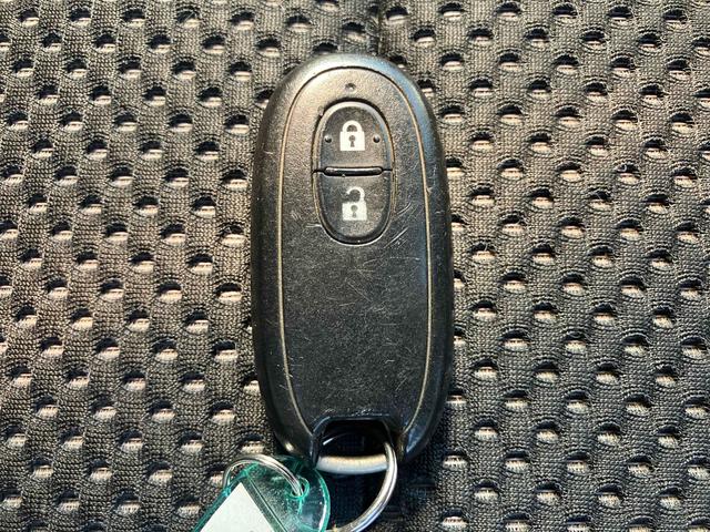 AZワゴン XSスペシャル スマートキー 電動格納ミラー ベンチシート AT 盗難防止システム ABS CD アルミホイール 衝突安全ボディ エアコン パワーステアリング パワーウィンドウ 運転席エアバッグ 助手席エアバッグ(9枚目)