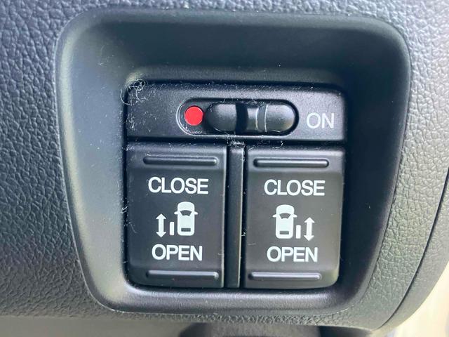 Ｎ－ＢＯＸカスタム Ｇ　ＳＳパッケージ　ドライブレコーダー　ＥＴＣ　バックカメラ　両側電動スライドドア　ナビ　ＴＶ　衝突被害軽減システム　オートライト　ＨＩＤ　スマートキー　アイドリングストップ　電動格納ミラー　ベンチシート　ＣＶＴ（10枚目）