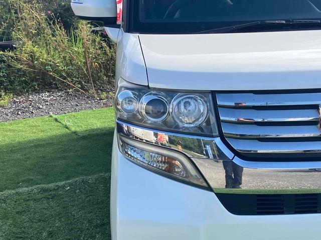 Ｎ－ＢＯＸカスタム Ｇ　ＳＳパッケージ　ドライブレコーダー　ＥＴＣ　バックカメラ　両側電動スライドドア　ナビ　ＴＶ　衝突被害軽減システム　オートライト　ＨＩＤ　スマートキー　アイドリングストップ　電動格納ミラー　ベンチシート　ＣＶＴ（14枚目）