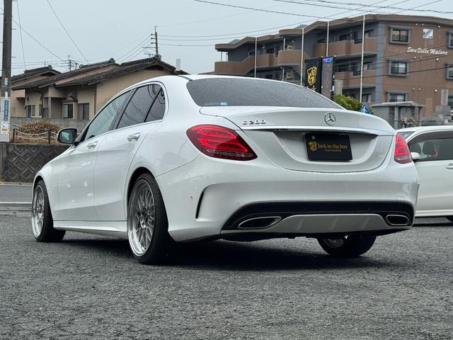 Ｃクラス Ｃ２００アバンギャルド　ＡＭＧライン　社外１９インチアルミ　パドルシフト　パワーシート　シートヒーター　ナビ　ＴＶ　Ｂｌｕｅｔｏｏｔｈ　バックカメラ　ＥＴＣ　ドラレコ　クリアランスソナー（12枚目）