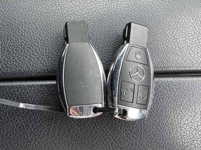 Ｃクラス Ｃ２００アバンギャルド　ＡＭＧライン　社外１９インチアルミ　パドルシフト　パワーシート　シートヒーター　ナビ　ＴＶ　Ｂｌｕｅｔｏｏｔｈ　バックカメラ　ＥＴＣ　ドラレコ　クリアランスソナー（46枚目）
