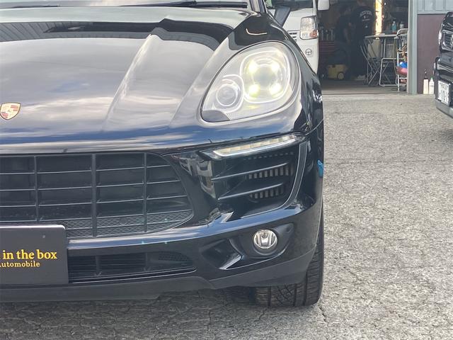 マカン マカンＳ　４ＷＤ　ＥＴＣ　バックカメラ　クリアランスソナー　パワーシート　サンルーフ　ナビ　ＴＶ　オートライト　ＨＩＤ　電動リアゲート　アルミホイール　アイドリングストップ　電動格納ミラー　シートヒーター（23枚目）