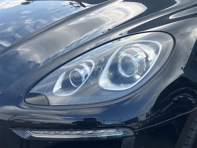 マカン マカンＳ　４ＷＤ　ＥＴＣ　バックカメラ　クリアランスソナー　パワーシート　サンルーフ　ナビ　ＴＶ　オートライト　ＨＩＤ　電動リアゲート　アルミホイール　アイドリングストップ　電動格納ミラー　シートヒーター（24枚目）