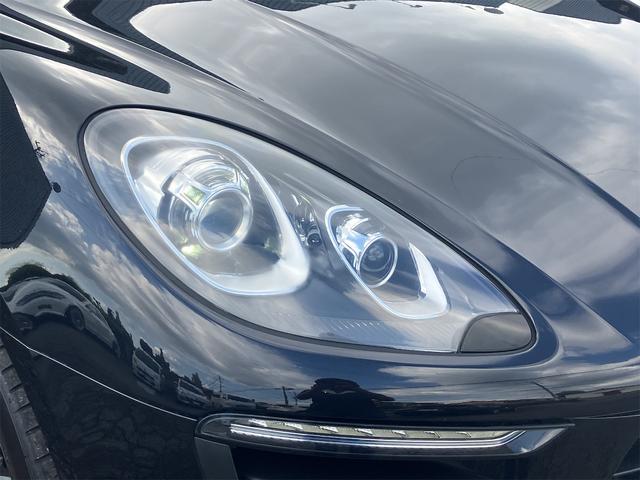 マカン マカンＳ　４ＷＤ　ＥＴＣ　バックカメラ　クリアランスソナー　パワーシート　サンルーフ　ナビ　ＴＶ　オートライト　ＨＩＤ　電動リアゲート　アルミホイール　アイドリングストップ　電動格納ミラー　シートヒーター（25枚目）