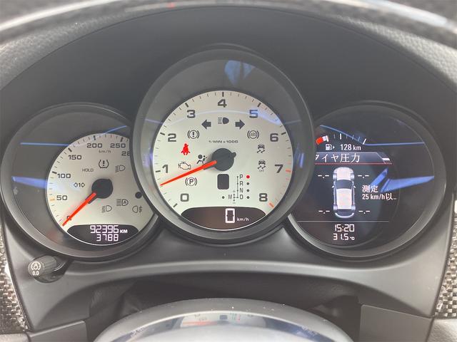 マカン マカンＳ　４ＷＤ　ＥＴＣ　バックカメラ　クリアランスソナー　パワーシート　サンルーフ　ナビ　ＴＶ　オートライト　ＨＩＤ　電動リアゲート　アルミホイール　アイドリングストップ　電動格納ミラー　シートヒーター（57枚目）