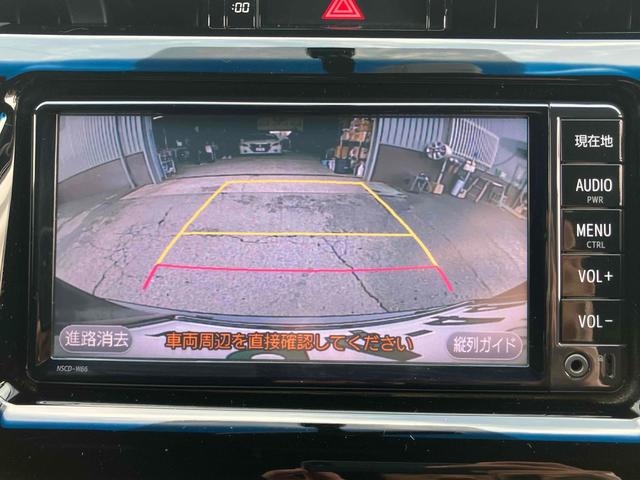 ハリアー エレガンス　バックカメラ　パワーシート　ナビ　ＴＶ　オートライト　ＬＥＤヘッドランプ　アルミホイール　スマートキー　アイドリングストップ　ＣＶＴ　盗難防止システム　衝突安全ボディ　ＣＤ（7枚目）