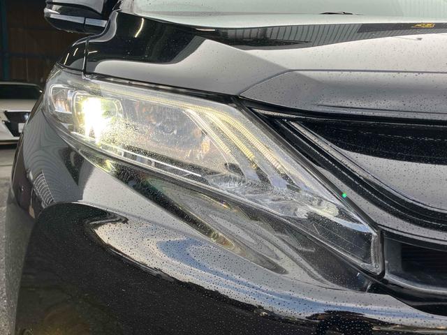 ハリアー エレガンス　バックカメラ　パワーシート　ナビ　ＴＶ　オートライト　ＬＥＤヘッドランプ　アルミホイール　スマートキー　アイドリングストップ　ＣＶＴ　盗難防止システム　衝突安全ボディ　ＣＤ（14枚目）