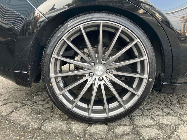 ハリアー エレガンス　バックカメラ　パワーシート　ナビ　ＴＶ　オートライト　ＬＥＤヘッドランプ　アルミホイール　スマートキー　アイドリングストップ　ＣＶＴ　盗難防止システム　衝突安全ボディ　ＣＤ（26枚目）