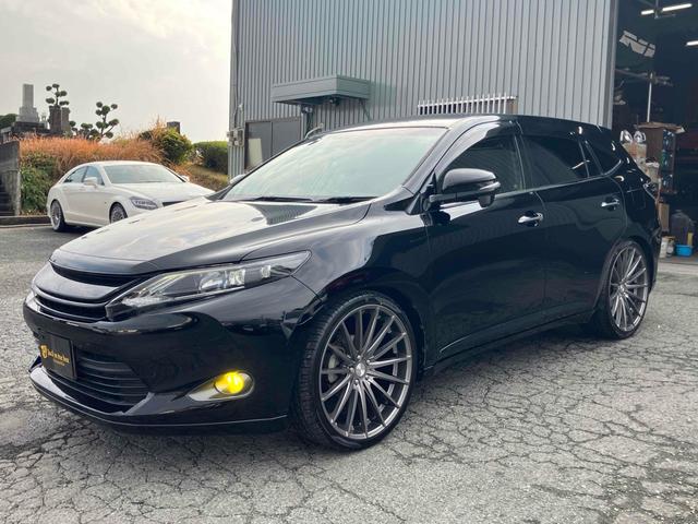 ハリアー エレガンス　バックカメラ　パワーシート　ナビ　ＴＶ　オートライト　ＬＥＤヘッドランプ　アルミホイール　スマートキー　アイドリングストップ　ＣＶＴ　盗難防止システム　衝突安全ボディ　ＣＤ（30枚目）