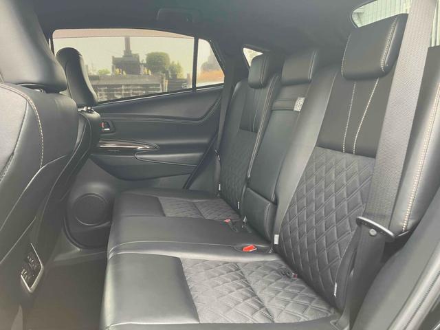 ハリアー エレガンス　バックカメラ　パワーシート　ナビ　ＴＶ　オートライト　ＬＥＤヘッドランプ　アルミホイール　スマートキー　アイドリングストップ　ＣＶＴ　盗難防止システム　衝突安全ボディ　ＣＤ（40枚目）