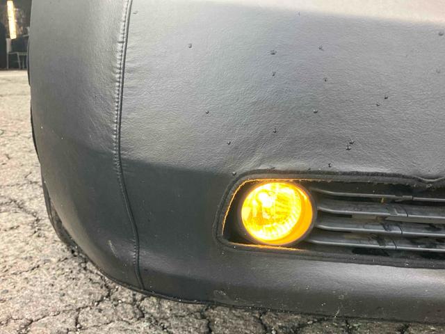 プリウス Ｓ　バックカメラ　アルミホイール　オートライト　ＣＶＴ　スマートキー　アイドリングストップ　盗難防止システム　ＣＤ　Ｂｌｕｅｔｏｏｔｈ　衝突安全ボディ　ＡＢＳ　エアコン　パワーステアリング（14枚目）