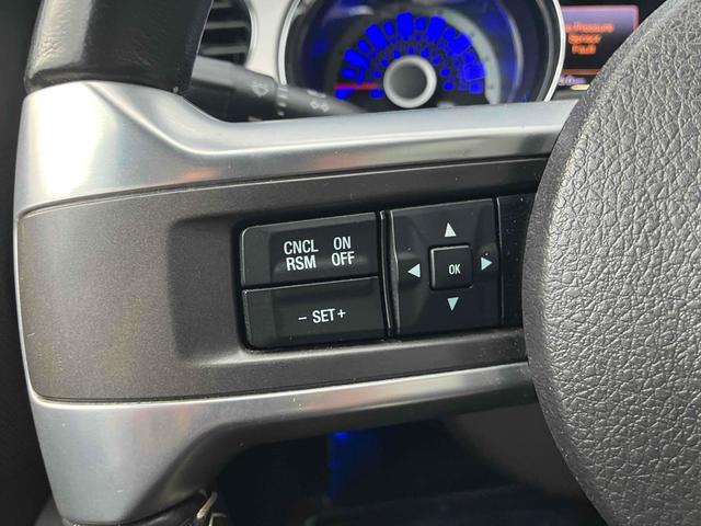 マスタング 　ドライブレコーダー　ナビ　ＴＶ　ＡＴ　アルミホイール　ＣＤ　運転席エアバッグ（8枚目）