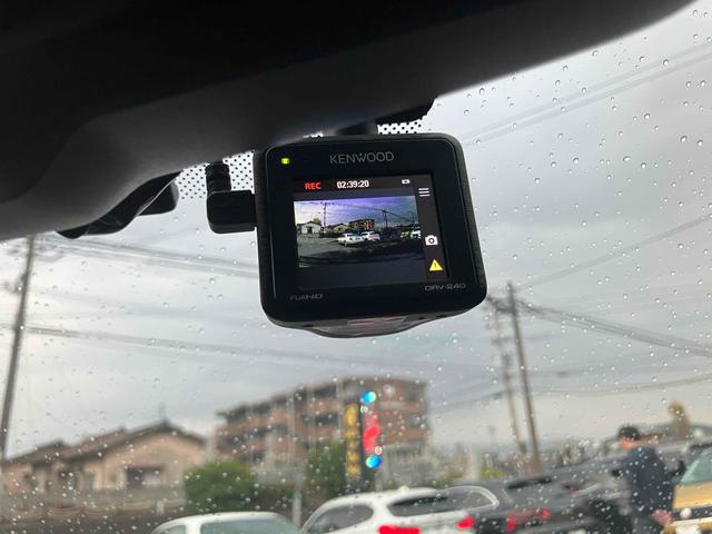 マスタング 　ドライブレコーダー　ナビ　ＴＶ　ＡＴ　アルミホイール　ＣＤ　運転席エアバッグ（10枚目）