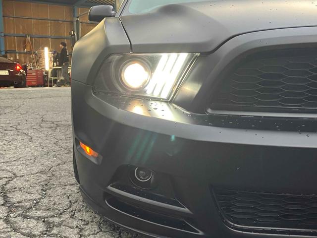 マスタング 　ドライブレコーダー　ナビ　ＴＶ　ＡＴ　アルミホイール　ＣＤ　運転席エアバッグ（23枚目）