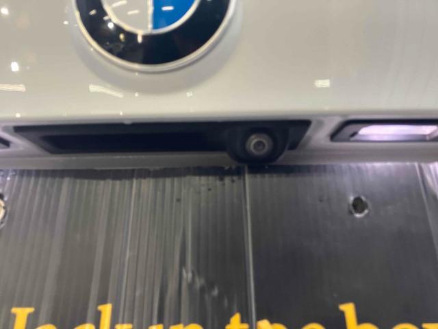 Ｘ１ 　４ＷＤ　バックカメラ　クリアランスソナー　パワーシート　衝突被害軽減システム　サンルーフ　ナビ　オートライト　ＬＥＤヘッドランプ　ヘッドライトウォッシャー　電動リアゲート　アルミホイール　スマートキー（25枚目）