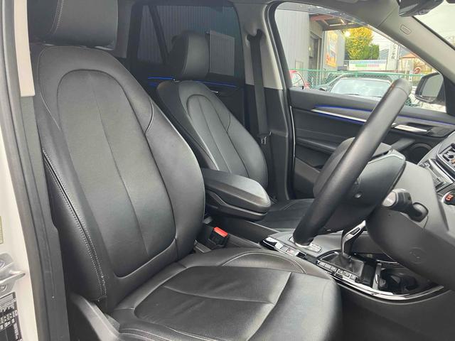 Ｘ１ 　４ＷＤ　バックカメラ　クリアランスソナー　パワーシート　衝突被害軽減システム　サンルーフ　ナビ　オートライト　ＬＥＤヘッドランプ　ヘッドライトウォッシャー　電動リアゲート　アルミホイール　スマートキー（30枚目）