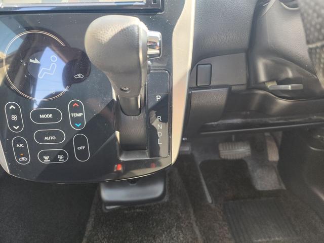 デイズ ハイウェイスター G ナビ TV オートライト HID スマートキー 盗難防止シスム アイドリングSTOP スマートキ- 助手席エアバッグ セキュリティアラーム AUTOエアコン TVナビ AW パワーステアリング(8枚目)