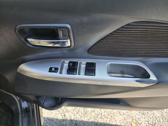 デイズ ハイウェイスター G ナビ TV オートライト HID スマートキー 盗難防止シスム アイドリングSTOP スマートキ- 助手席エアバッグ セキュリティアラーム AUTOエアコン TVナビ AW パワーステアリング(11枚目)