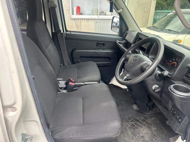 ハイゼットカーゴ ＤＸ　ＳＡＩＩＩ（18枚目）
