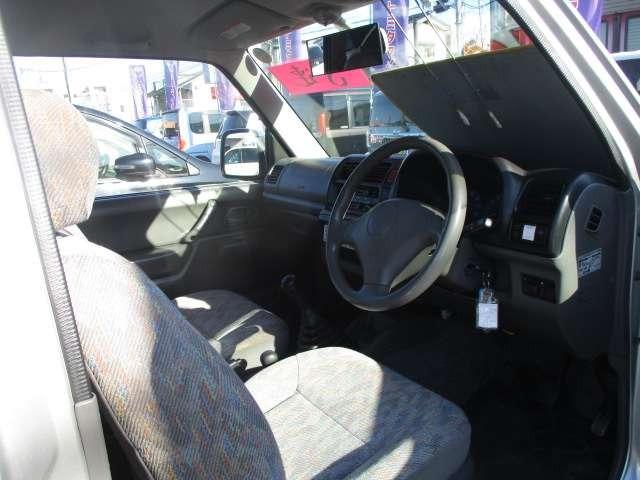 ジムニー ＸＧ　５速ＭＴ　ＡＢＳ　Ｗエアバッグ　ＣＤ　アルミチェーン式（15枚目）