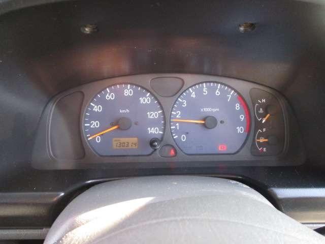 ジムニー ＸＧ　５速ＭＴ　ＡＢＳ　Ｗエアバッグ　ＣＤ　アルミチェーン式（17枚目）