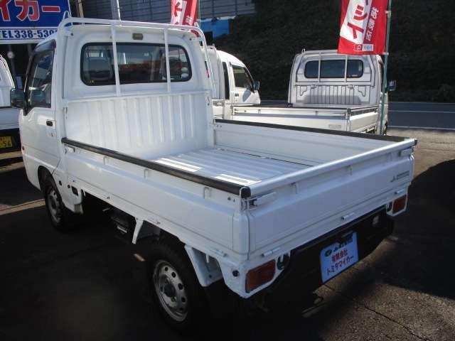 熊本インターより光の森経由菊陽町にじの森近くの高速沿い　または植木インターより北バイパス経由新地団地近くの高速沿いにございます。お車に関しては当店「トミタマイカー」までグー見たとお気軽にご相談下さい！