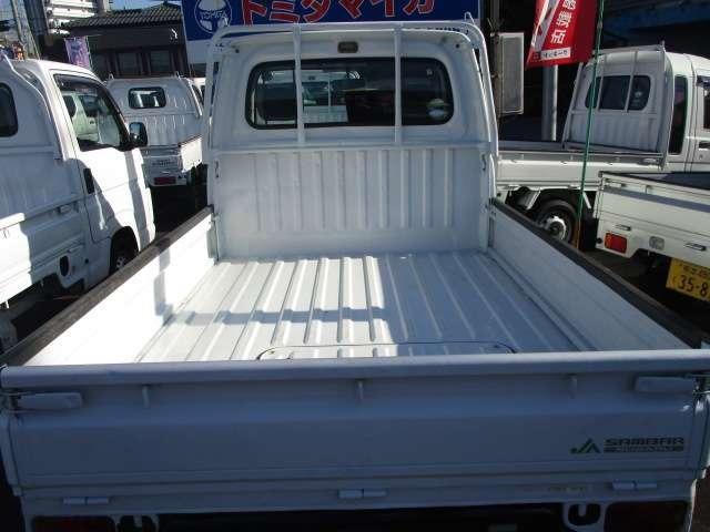 熊本インターより光の森経由菊陽町にじの森近くの高速沿い　または植木インターより北バイパス経由新地団地近くの高速沿いにございます。お車に関しては当店「トミタマイカー」までグー見たとお気軽にご相談下さい！